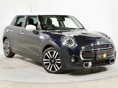 ＭＩＮＩ　ＭＩＮＩ　禁煙車　ワンオーナー　純正ＨＤＤナビ　バックカメラ