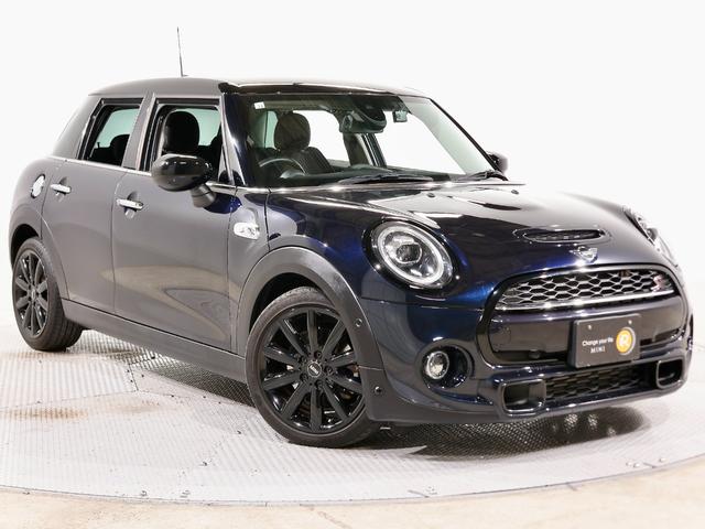 ＭＩＮＩ ＭＩＮＩ 禁煙車　ワンオーナー　純正ナビ　バックカメラ