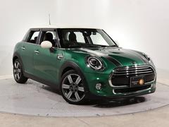 ＭＩＮＩ　ＭＩＮＩ　クーパー　６０イヤーズエディション　６０周年記念車　禁煙車