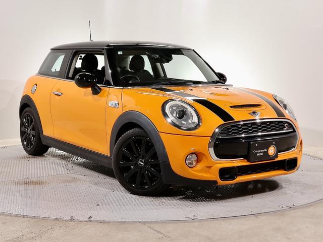 ＭＩＮＩ ＭＩＮＩ 純正ナビ　クルコン　バックカメラ　リア障害物センサー