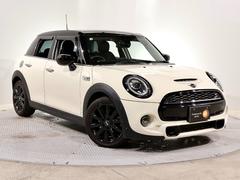 ＭＩＮＩ　ＭＩＮＩ　禁煙車　シートヒーター　純正ナビ　バックカメラ