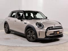 ＭＩＮＩ　ＭＩＮＩ　禁煙車　ワンオーナー　ハーフレザーシート　純正ナビ