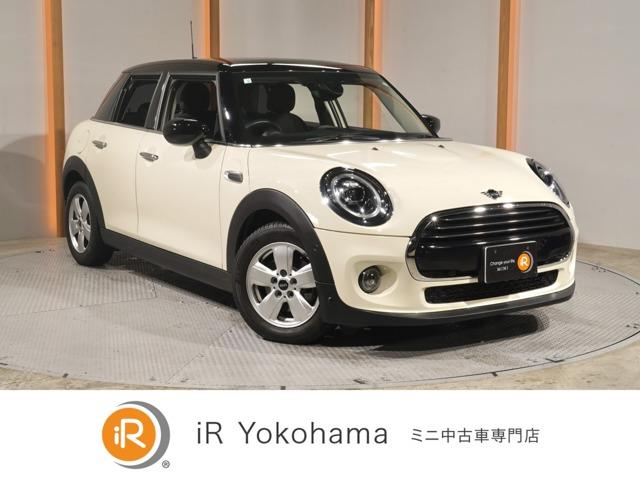 ＭＩＮＩ クーパーＤ　禁煙車　バックカメラ　前後障害物センサー　コンフォートアクセス　パーキングアシスト　衝突軽減ブレーキ　ストレージコンパートメントパッケージ　純正ナビ　ＬＥＤヘッドライト／フォグランプ　ＥＴＣ　整備付（1枚目）