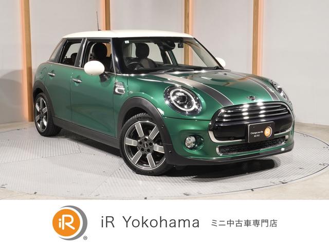 ＭＩＮＩ クーパーＤ　６０イヤーズエディション　限定車　禁煙車　専用装備　レザーシート　シートヒーター　クルコン　パーキングアシスト　コンフォートアクセス　バックカメラ　前後障害物センサー　ＬＥＤヘッドライト／フォグランプ　ＥＴＣ　整備付（1枚目）
