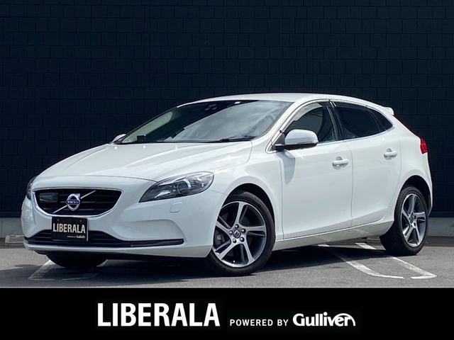 ボルボ V40