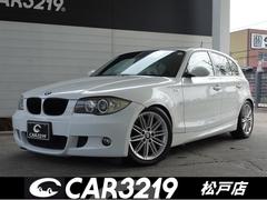 ＢＭＷ　１シリーズ　１３０ｉ　Ｍスポーツ　６ＭＴ　運転席ＲＥＣＡＲＯバケットシート