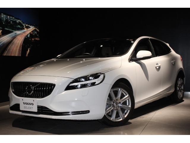 ボルボ Ｖ４０ Ｄ４　インスクリプション　パノラマ電動ガラスルーフ　社外ドラレコ　キャメルレザーシート