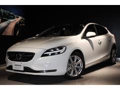 ボルボ　Ｖ４０　Ｄ４　インスクリプション　パノラマ電動ガラスルーフ　Aftermarketドラレコ