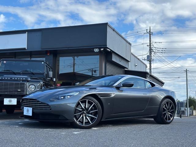 DB11 ビスポークレザー ディーラー記録簿付(1枚目)