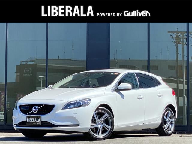 ボルボ V40