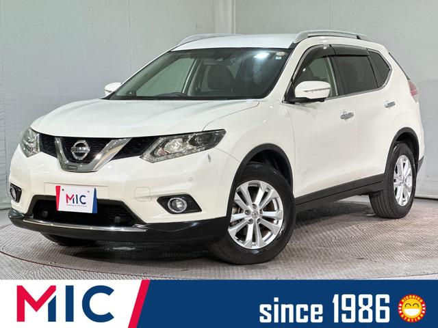 車両周辺をカメラ映像で確認できる機能！全周囲カメラ！ アイドリングストップ　電動格納ミラー　シートヒーター　ＣＶＴ　ＣＤ