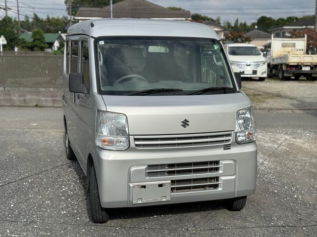 エブリイ ＰＣ　車検８年７月　４ＷＤ　４速ＡＴ　ナビ　ＥＴＣ　ドライブレコーダー　オーバーヘッドレス（1枚目）