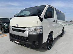 トヨタ　ハイエースバン　Ｕ−ＢＡＳＥ　ＯＮＥ　ベッドキットモデル　４ＷＤ