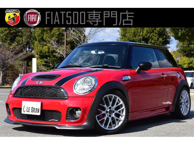 ＭＩＮＩ ＭＩＮＩ ジョンクーパーワークス　ＥＴＣ　ナビ　１７インチ専用アルミホイール　ＣＤ　エアコン　パワーステアリング　６ＭＴ　クラッチ交換済　車高調　ＲＥＭＵＳマフラー