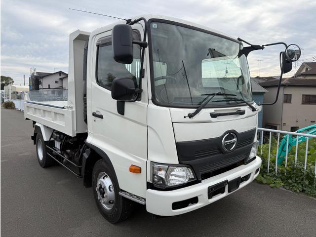 後輪ダブル　パワーステアリング　パワーウィンドウ エアコン　集中ドアロック　エアバック　横滑り防止装置　ＡＢＳ