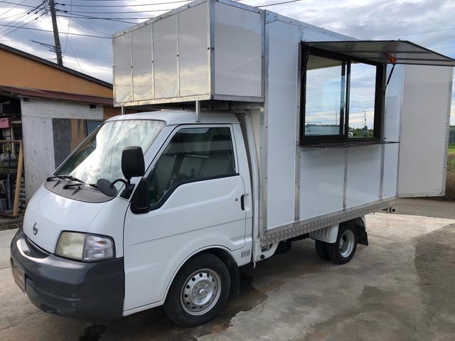 日産 バネットトラック移動販売車 キッチンカー フードトラックの中古車 車体価格285万円 03 平成15 年式 走行3 3万キロ 車体色ホワイト 神奈川県横浜市泉区上飯田町３８９３ ｓ ｋ ｃａｒ ｓｐａｃｅ ｉ ぽっぽ屋の在庫 グーネット中古車