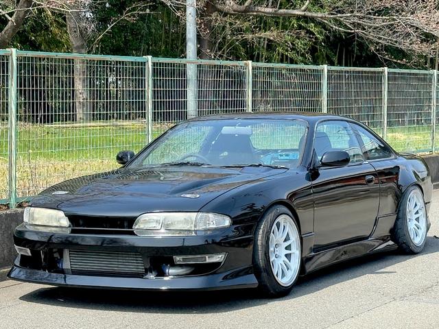 シルビア Ｋ’ｓ　フルエアロ　ワイドフェンダー　ＦＲＰボンネット　Ｓ１５ダッシュ　フルバケシート　社外エキマニ　社外ＬＳＤ　強化クラッチ　ＨＫＳ車高調　前置ＩＣ　社外デュアルマフラー　社外テンション・アッパーアーム