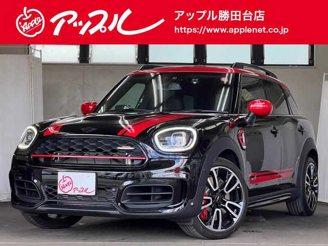 ＭＩＮＩ ＭＩＮＩ ジョンクーパーワークス　クロスオーバー　レザーシート　ＨＤＤナビ　バックカメラ　ＥＴＣ　ドライブレコーダー　ヘッドアップディスプレイ　パワーバックドア　ジョンクーパーワークス