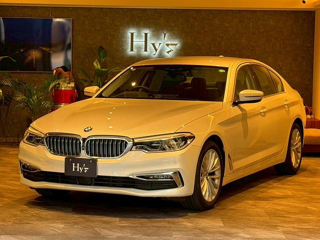 ５シリーズ(BMW) ５２３ｄ　ラグジュアリー　ブラックレザー　ヘッドアップディスプレイ　アクティブクルーズコントロール　シートヒーター　全方位カメラ　ロゴプロジェクター　電動トランク 中古車画像