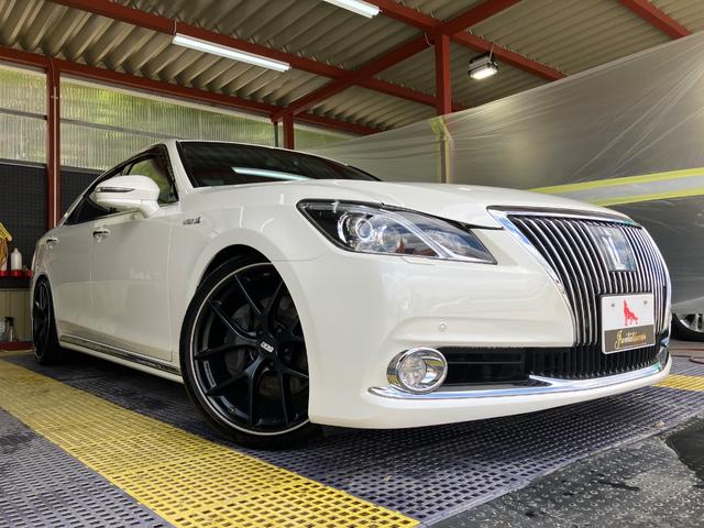 Ｆバージョン　サンルーフ　本革　ＢＢＳ２０インチアルミ　ＲＳＲ車高調　ナビフルセグＴＶ　Ｂカメラ　Ｂｌｕｅｔｏｏｔｈ　ブラインドスポットモニター　ＥＴＣ　ＧＰＳレーダー　シートヒータークーラー　ソナー　ＬＥＤライト
