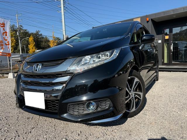 運転中の映像を記録するドライブレコーダー付き♪ アイドリングストップ　電動格納ミラー　３列シート　フルフラット　ＣＶＴ