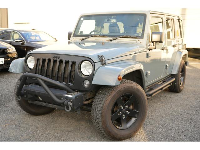 ジープ・ラングラーアンリミテッド(ジープ) アルティテュード　限定車　Aftermarket４本出しマフラー　バンパーガード　Aftermarketリアバンパー　AftermarketナビＢｌｕｅｔｏｏｔｈ　Ｂカメラ　シートヒーター　Aftermarketサイドステップ　ブラックレザーシート　リアナンバープレート移植 中古車画像