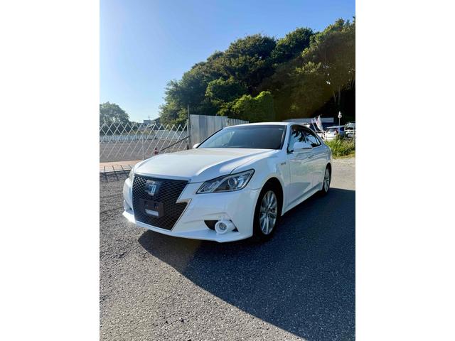 クラウンハイブリッド アスリートＳ　クリアランスソナー　オートクルーズコントロール　ＴＶ　アルミホイール　ＨＩＤ　ＣＶＴ　スマートキー　電動格納ミラー　盗難防止システム　パワーシート　衝突安全ボディ　ＡＢＳ　ＥＳＣ　エアコン（1枚目）