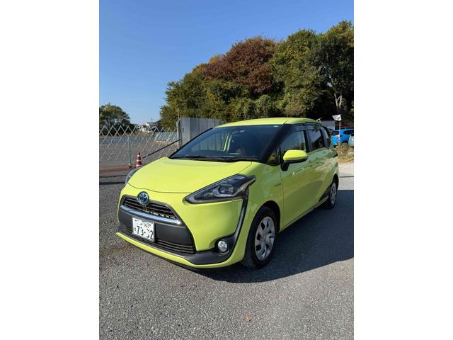 小さな子供がいる家庭におすすめ☆後席モニター付！ ＡＢＳ　ＥＳＣ　エアコン　パワーステアリング　パワーウィンドウ