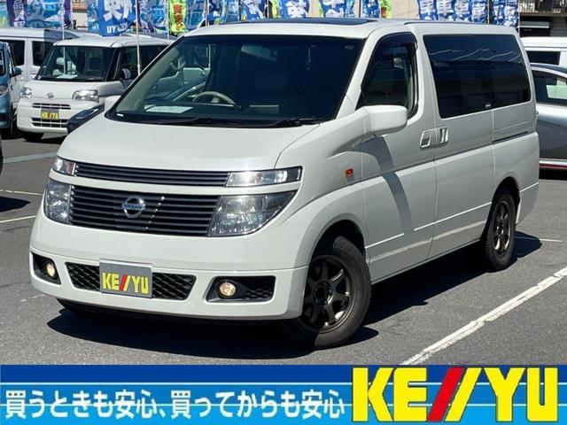 日産 エルグランド ＸＬ【４ＷＤ●７人乗●走行９０，３６０ｋｍ●禁煙車】　【タイミングチェーン】【メーカーＨＤＤナビ●フリップダウンＭ　Ｂカメラ　ＥＴＣ●ユピテル製ドラレコ】【ベージュ本革シート●サンルーフ】自動ドア