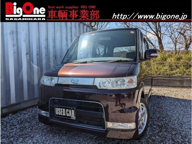 ダイハツ タント カスタムＲＳ　走行距離９００３９ｋｍ　ＩＣターボ　４ＷＤ　社外マフラー　ＨＤＤナビ　ＨＩＤ　ＥＴＣ　純正ＭＯＭＯステアリング