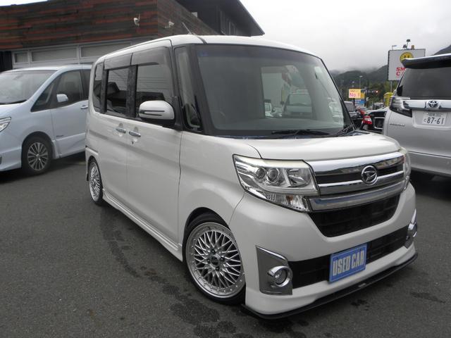 伊勢原市の中古車販売店スマイルカーズです! この度は当店車両をご覧頂き誠にありがとうございます!
