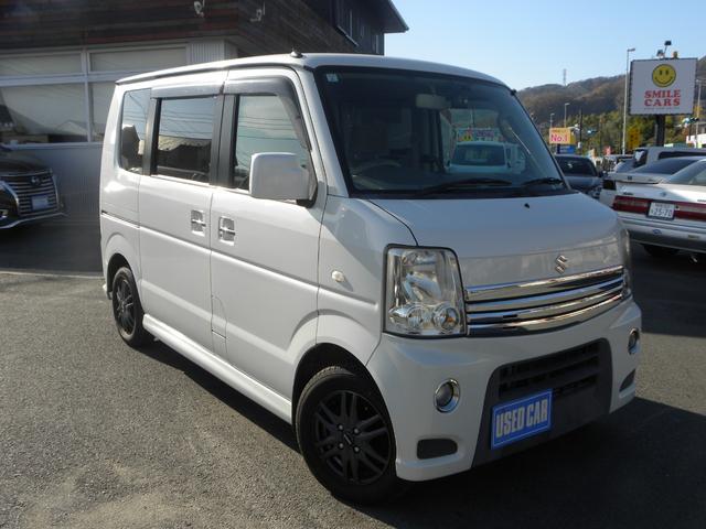 伊勢原市の中古車販売店スマイルカーズです！ この度は当店車両をご覧頂き誠にありがとうございます！