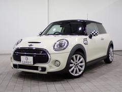 ＭＩＮＩ　ＭＩＮＩ　クーパーＳ　６ＭＴ車　純正ナビ　１７ＡＷ