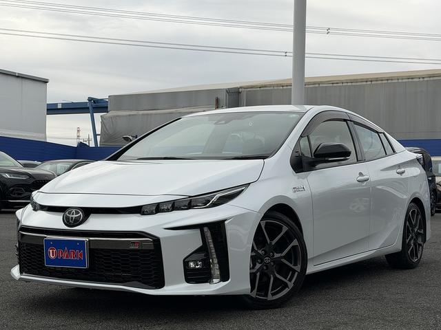 プリウスＰＨＶ(トヨタ) Ｓ　ＧＲスポーツ　１オーナー・９ｉｎフルセナビ・Ｂカメラ・ＢＴオーディオ・ＬＥＤライト・ＡＣＣ・ＬＫＡ・ＡＨＢ・ハーフレザー・シートヒーター・ＥＴＣ・ドアバイザー・プライバシーガラス・ＡＣ１００Ｖ・本革ステア 中古車画像