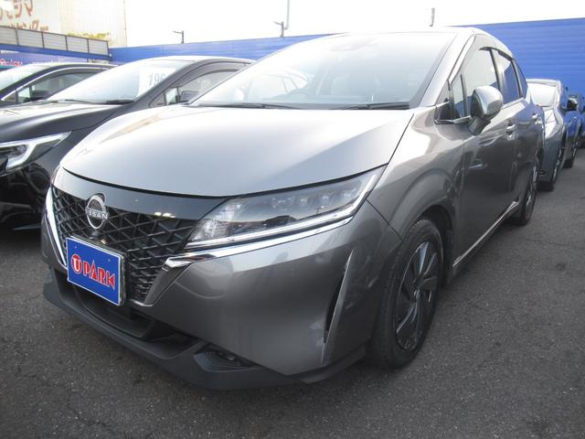 ハイブリッド専門店、ユーパーク・スクウェアー店です。 １オーナー・全周囲カメラ・フルセグナビ・ＢＴオーディオ・ＬＥＤライト