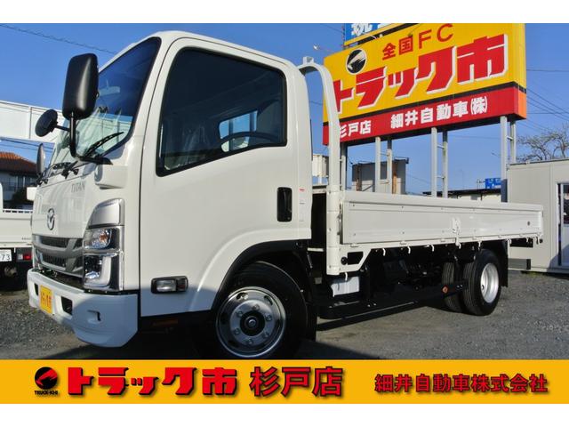 マツダ タイタントラック 　積載４．６トン　ワイドロング全低床　登録済未使用車　衝突被害軽減ブレーキ　ＬＥＤヘッドライト＆フォグランプ　電動格納ミラー　サポートアーム　キーレス