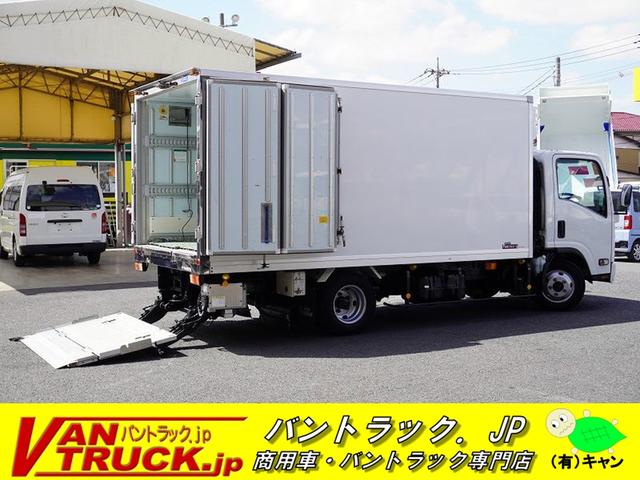 いすゞ エルフトラック ワイドロング　冷蔵冷凍車　２トン積　格納パワーゲート