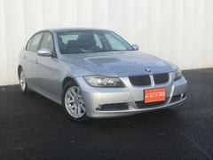 ＢＭＷ　３シリーズ　３２０ｉ