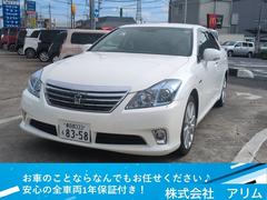 クラウンハイブリッド Gパッケージ スマートエントリー プッシュスタート 全窓オート電動 フルオートエアコン 電動リアサンシェード パワーシート シートメモリー ワイパーAUTOモード クルーズコントロール 中古車画像