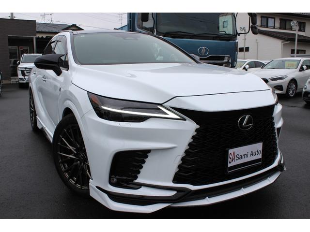 ＲＸ５００ｈ　Ｆスポーツパフォーマンス　禁煙車　買取車　マークレビンソン　パノラマルーフ　ＴＲＤ（Ｆスポイラー・サイドスカート・スポーツマフラー・ミラーカバー・リヤウイング・パフォーマンスダンパー・鍛造２１インチＡＷ）ＥＸＡＲＴチタンマフラ
