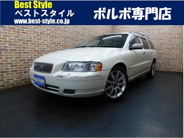 Ｖ７０(ボルボ) ２．５Ｔ　ホワイトパール　特別仕様車　黒革　サンルーフ　ＣＤ＆ＭＤ　ＥＴＣ 中古車画像