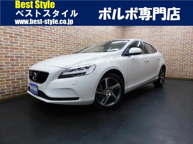 Ｖ４０ Ｄ４　モメンタム　ディーゼルターボ　インテリセーフ　ハーフ革　純ナビ　ＤＴＶ　バックカメラ　スマートキー　ＤＳＲＣ　ドラレコ　トールハンマーＬＥＤ　アイシン製８速オートマ　禁煙車　１オーナー　整備記録簿　２０１７モデル（1枚目）