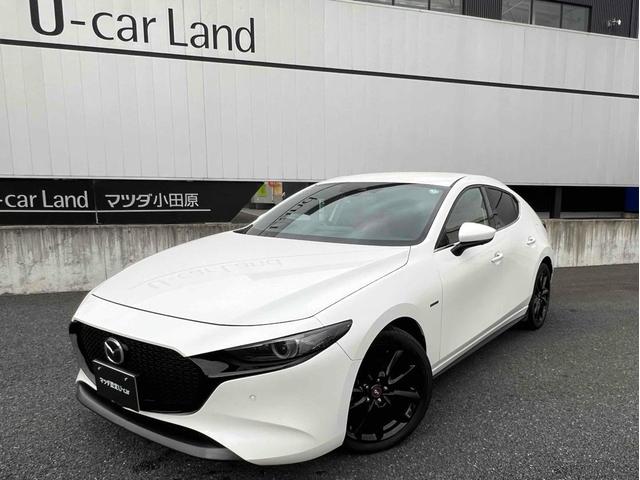 ＭＡＺＤＡ３ファストバック ＸＤ　１００周年特別記念車　ＥＴＣ　全周囲カメラ　ナビ　ＴＶ　クリアランスソナー　オートクルーズコントロール　レーンアシスト　衝突被害軽減システム　アルミホイール　オートマチックハイビーム　オートライト　ＬＥＤヘッドランプ（1枚目）