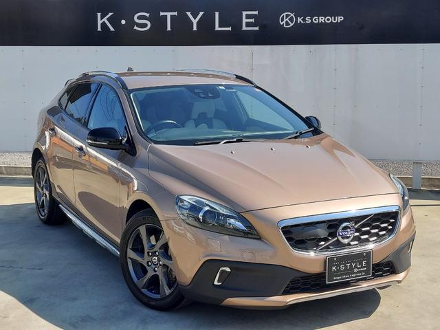 ボルボ Ｖ４０ クロスカントリー　Ｔ５　ＡＷＤ　純正ナビ　ＴＶ　ＥＴＣ　バックカメラ　４ＷＤ　レザーシート