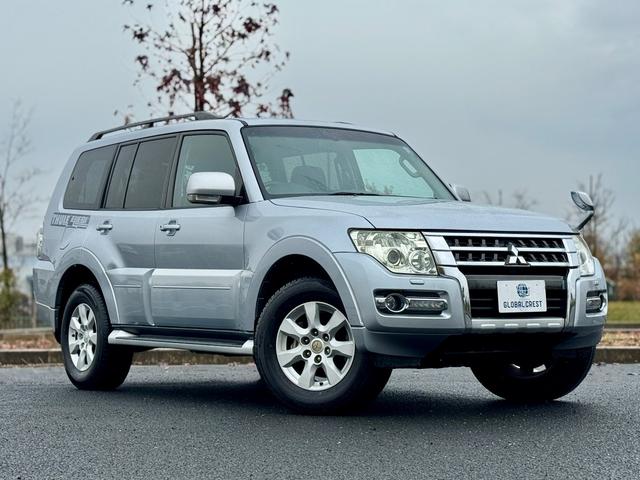 パジェロ(三菱) ロング　ＧＲ　後期型　修復無　ディーゼルターボ　純正１７ＡＷ　サイドステップ　ルーフレール　背面タイヤ　リアフォグ　ＣＵＲＴヒッチメンバー　Ｃｌａｒｉｏｎ７型ナビ・ＴＶ・バックカメラ・ＢＴ　シートヒーター　ＥＴＣ 中古車画像