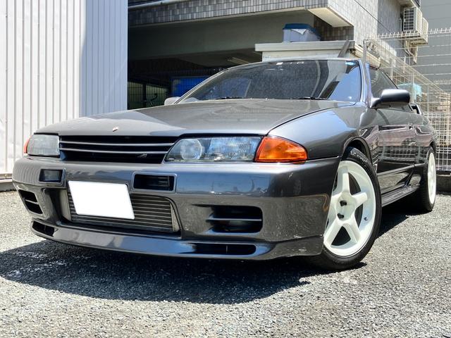 ＧＴ－Ｒ　ライトチューン　毎整備記録簿／鑑定書付き　業販有り　マフラー　エアクリ　車高調　Ｎ１ヘッドライト　１７インチＡＷ　前置インタークーラー　ＮＩＳＭＯ軽量フライホイール／カッパーミックス／クラッチカバー／リアアッパーリンク／テンションロッド　前後タワーバー