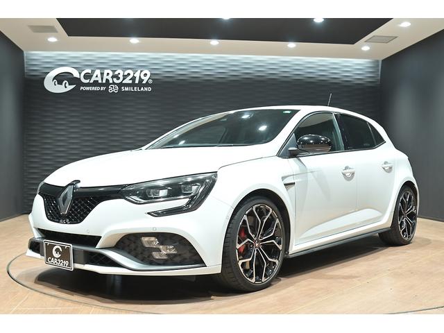 メガーヌ(ルノー) ルノー　スポール　カップ　国内１００台限定／ＯＰカラー　ブランナクレＭ／６速ＭＴ／純正１９インチＡＷ 中古車画像