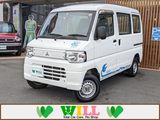 ＣＤ　１０．５ｋｗｈ　４シーター　ワンオーナー／禁煙車／２００Ｖ充電ケーブル／前席シートヒーター／急速充電