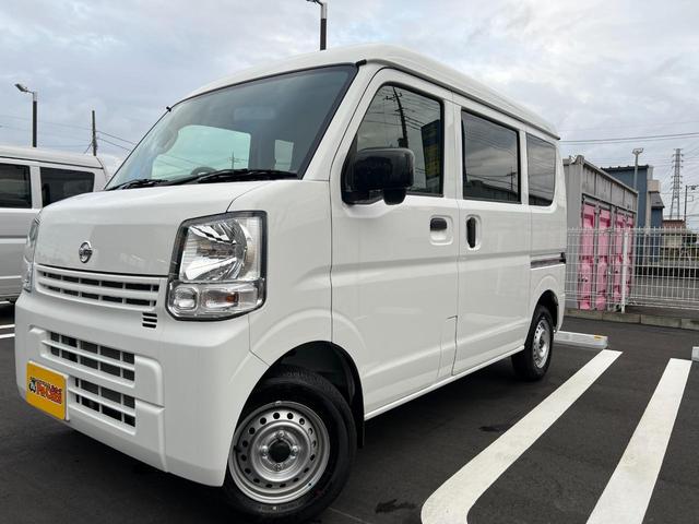 日産 ＮＶ１００クリッパーバン ＤＸ　５速オートギアシフト　キーレス　パワーウィンドウ