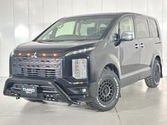 デリカD:5 P ブラックアウトカスタム フロントグリル&クリアランスランプ&フォグランプガーニッシュ IPFフロントグリルマーカーアンバー色 GOQBUTO-RIII テクスチャブラック Weds MUDVANCE 中古車画像